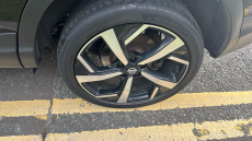 Nissan Qashqai 1.3 DiG-T Tekna 5dr Petrol Hatchback